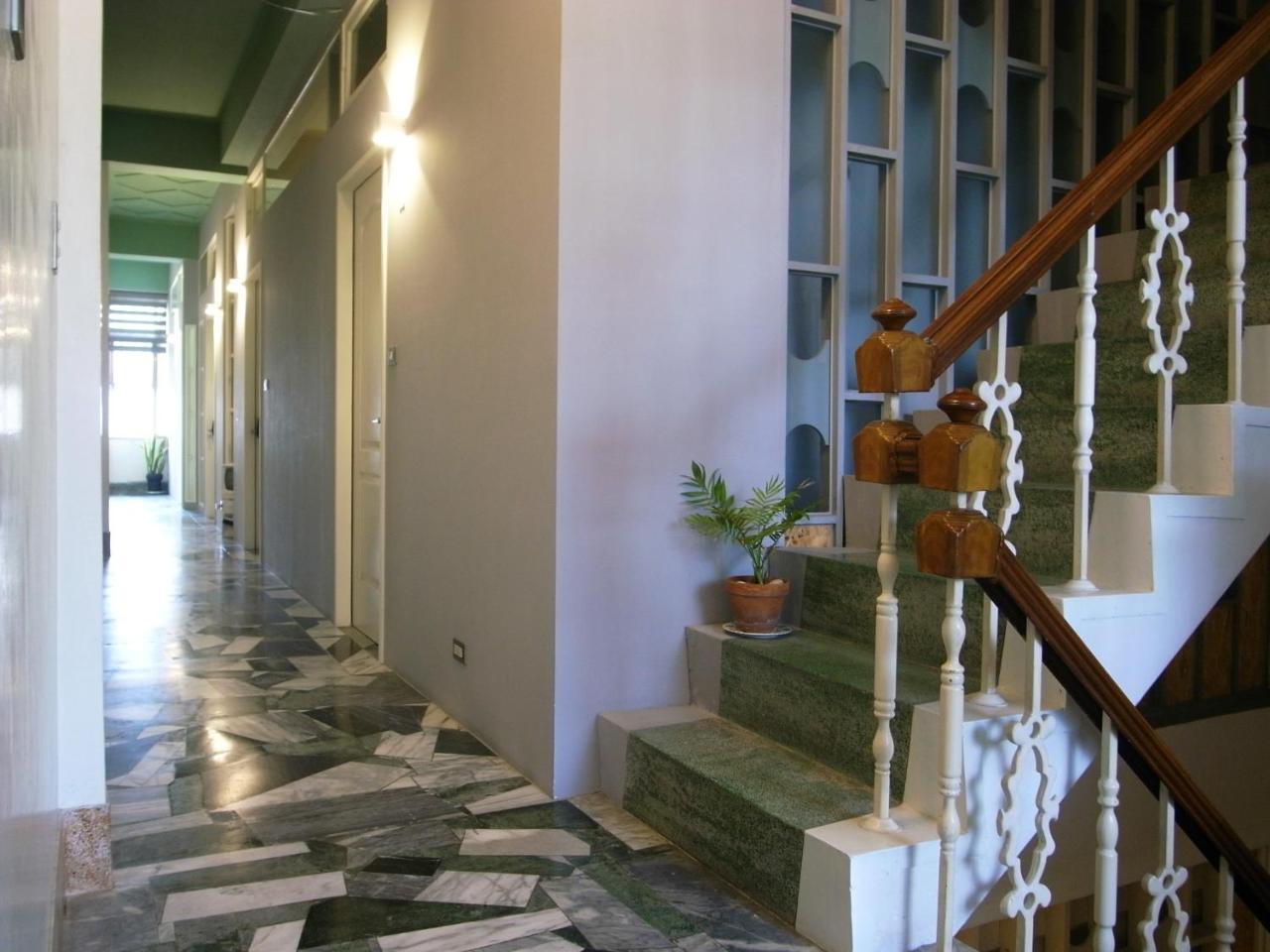 Tainan Gu Hostel Buitenkant foto